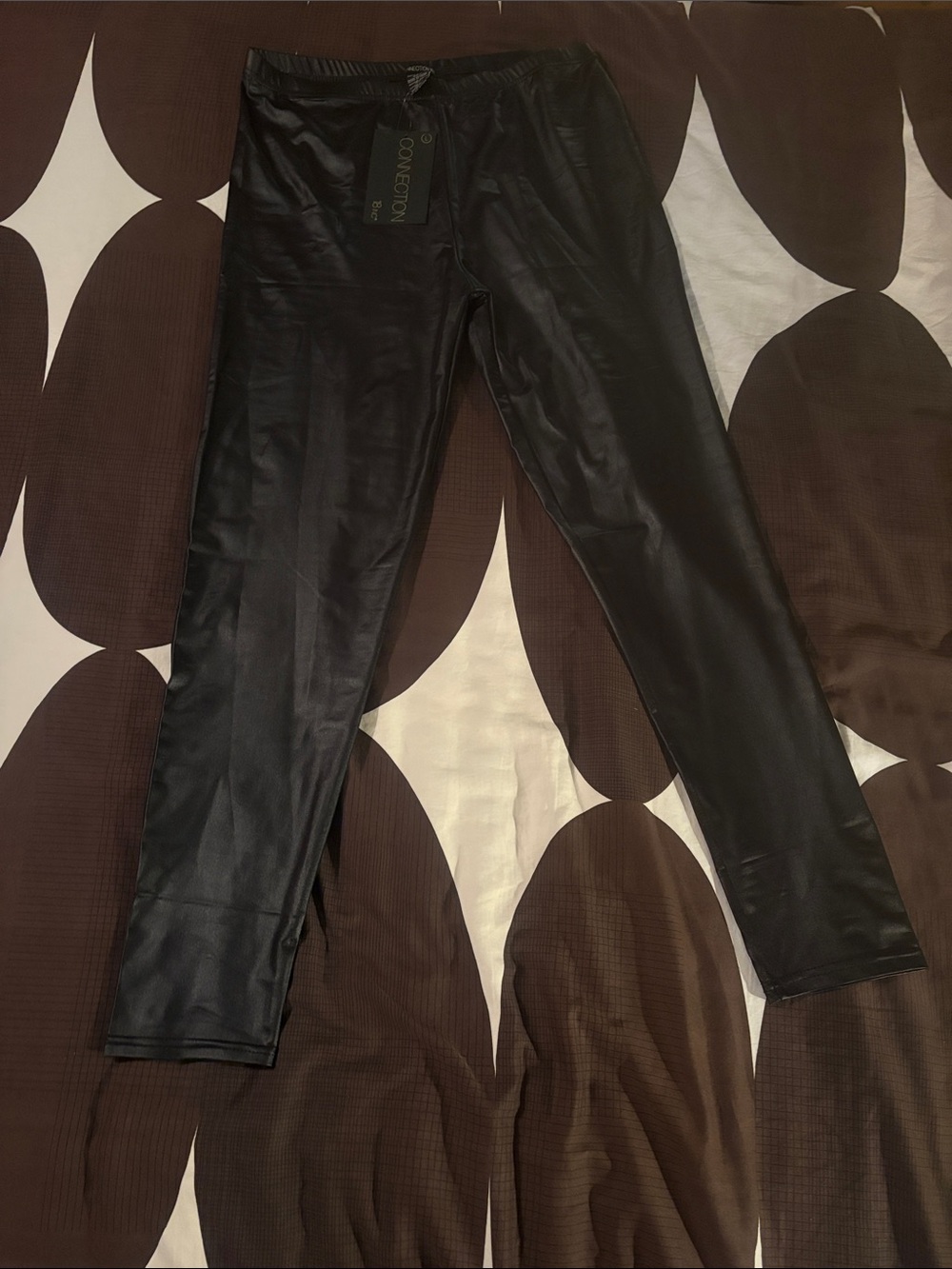 NWT Connection 18 faux leather satin shine leggings Size Large